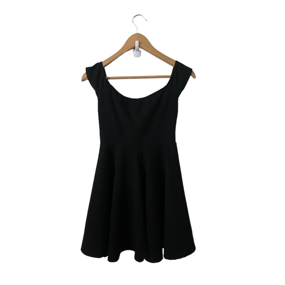 [Windsor] Crepe Surplice Skater Dress - Picture 6 of 6